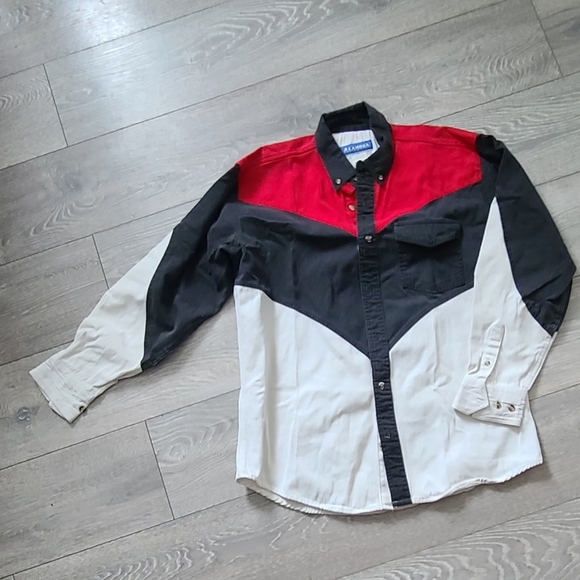 Alamosa Longsleeve button up shirt - Picture 1 of 3
